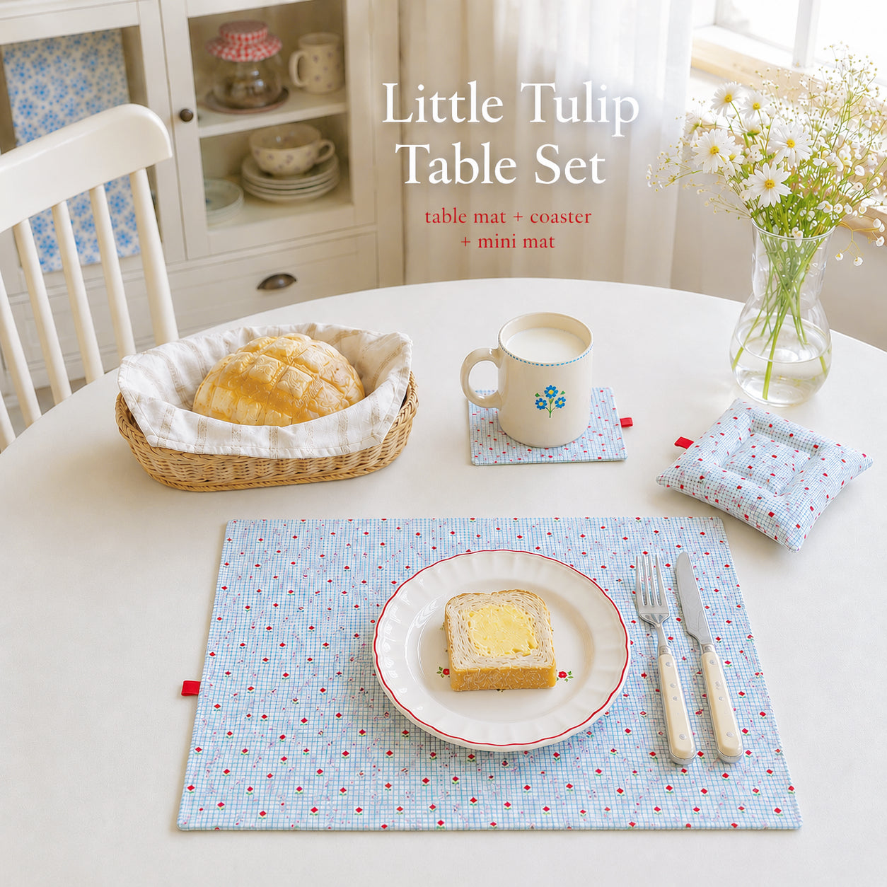 Little Tulip Table Set