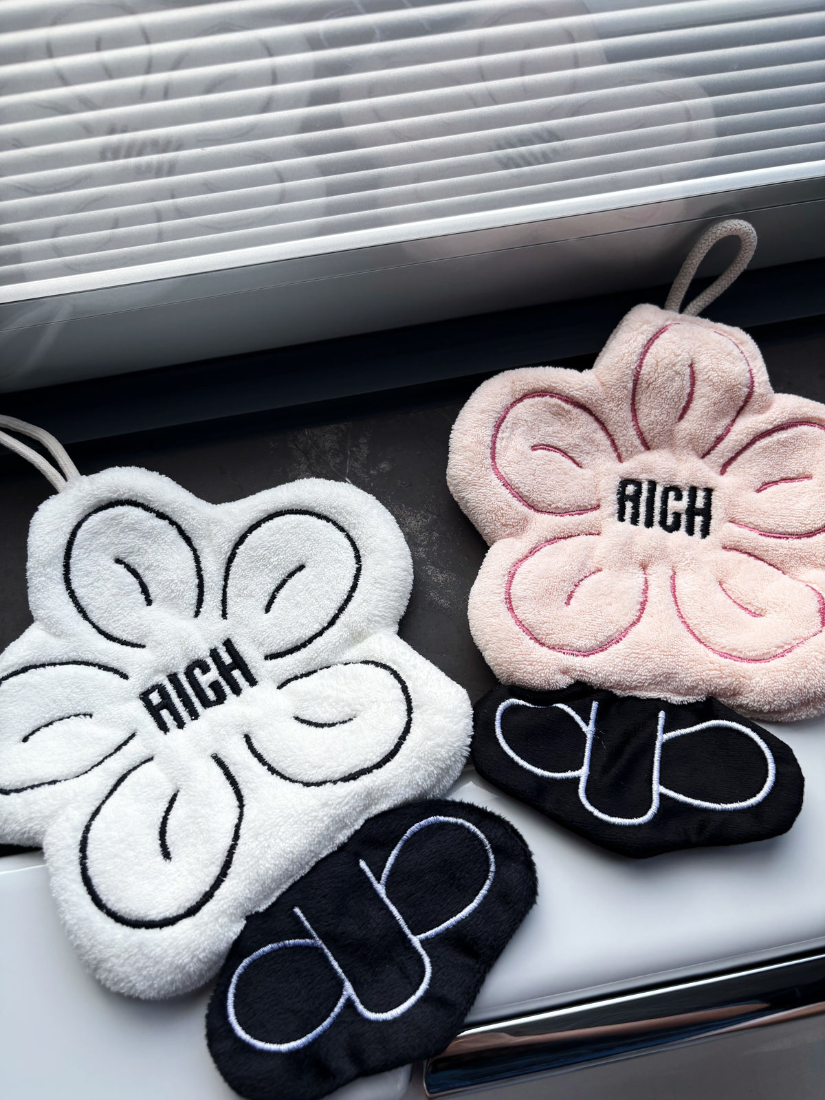 Bloom Hand Towel